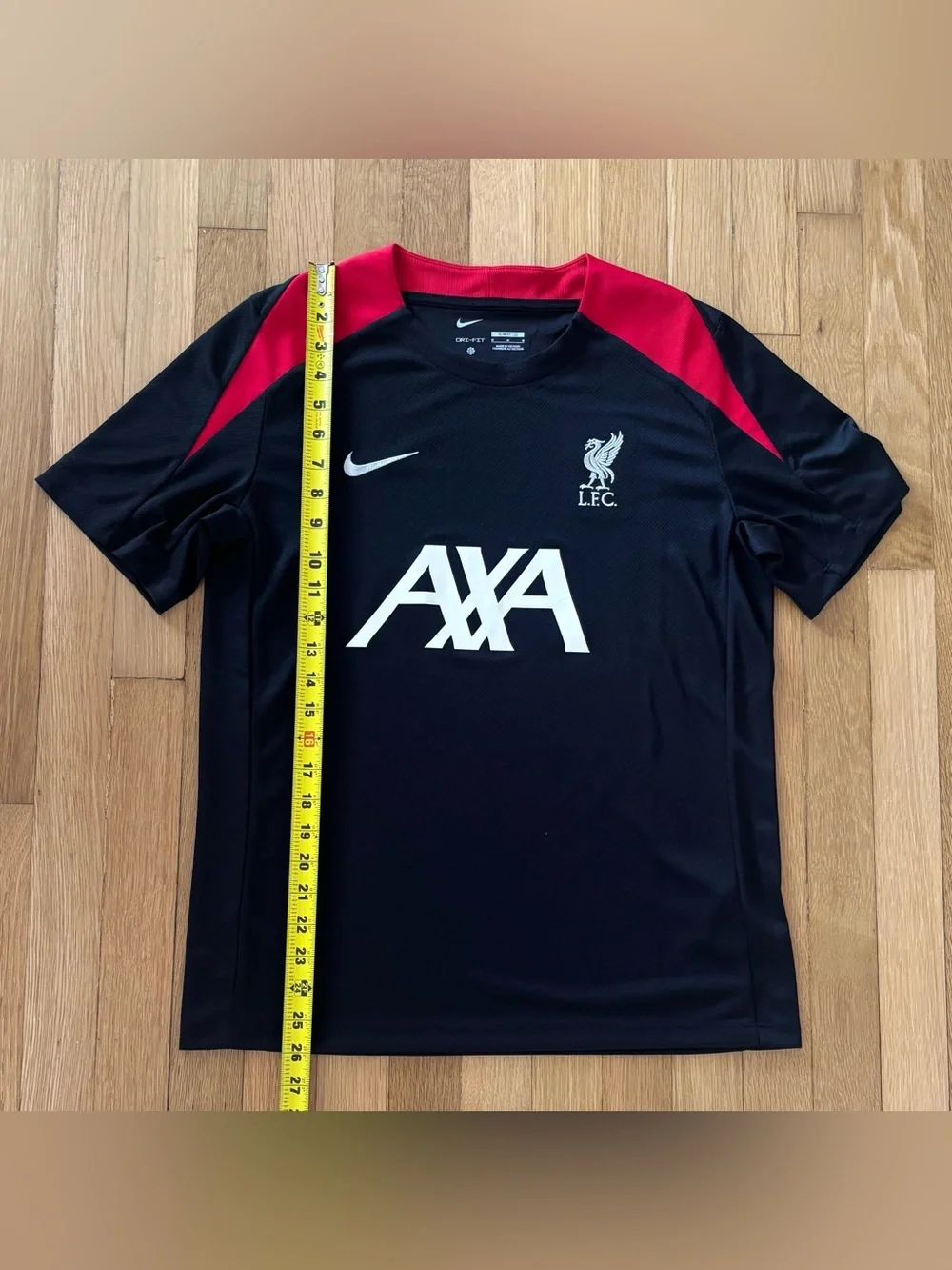 LIVERPOOL FC Nike Soccer Training Top Mens M Premier League Champions Jersey 25